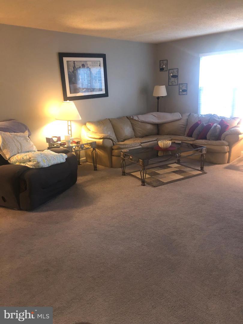 707 Aberdeen - Photo 1