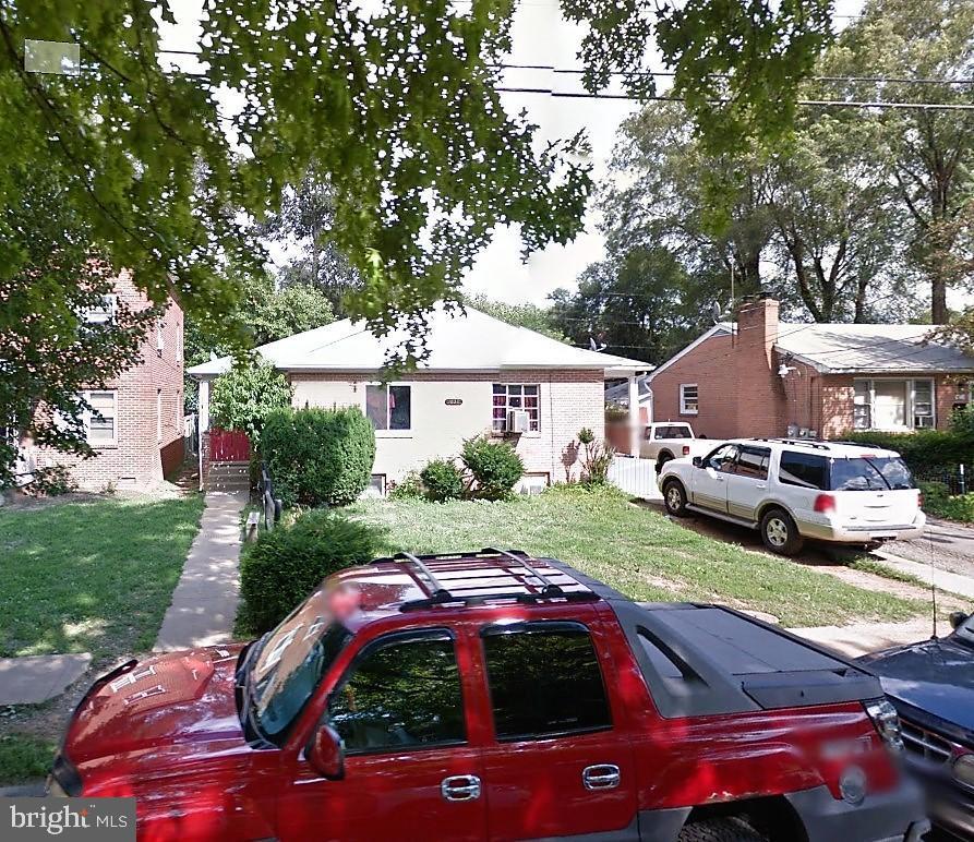 1638 Braddock - Photo 1