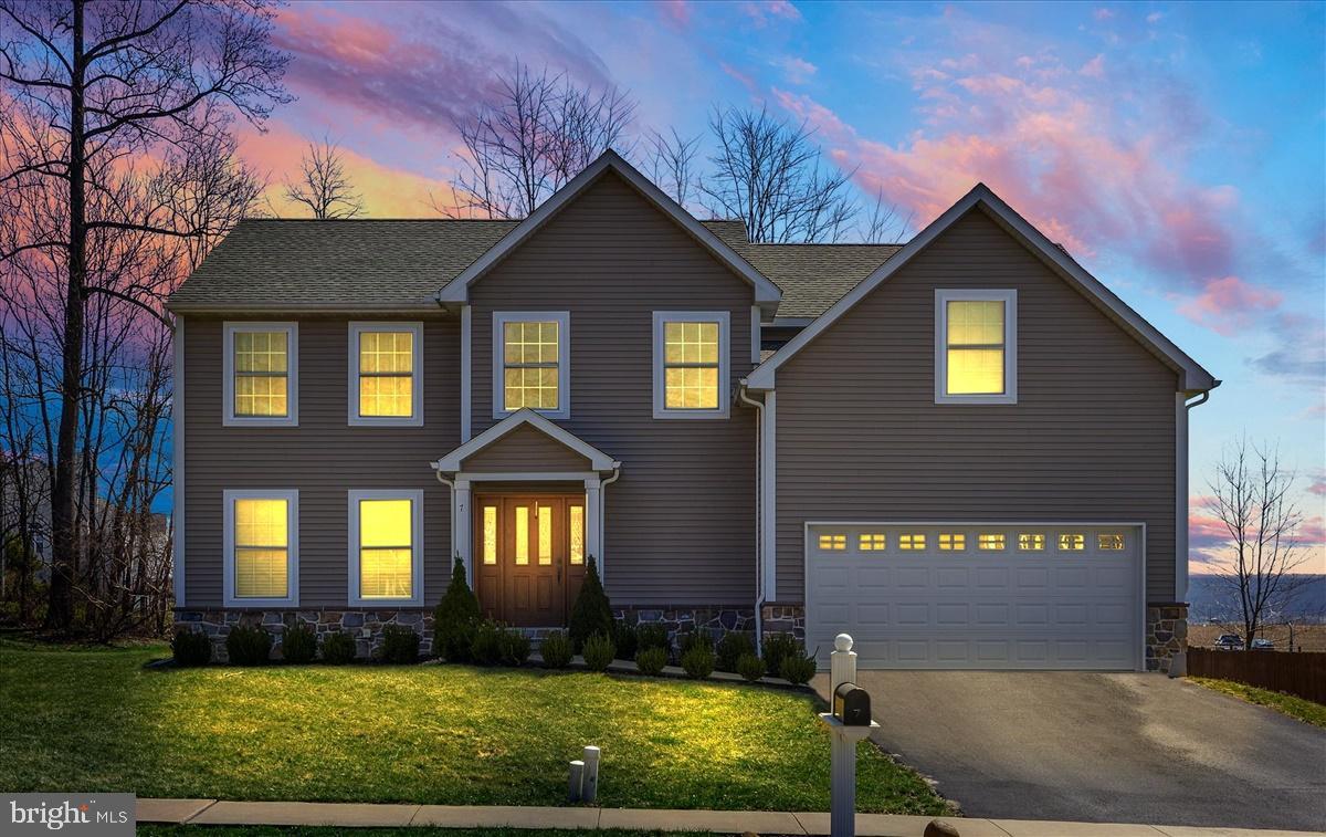 7 Lemontree Drive - Photo 1