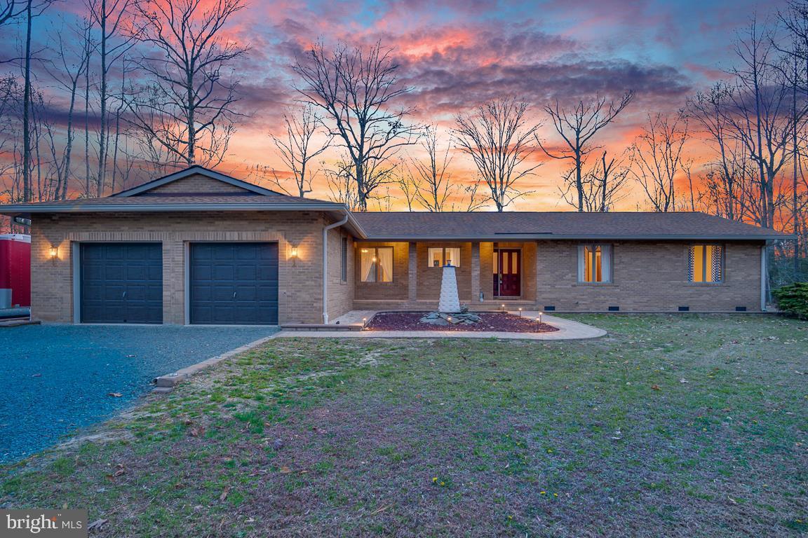 2272 Nancy Lane - Photo 1