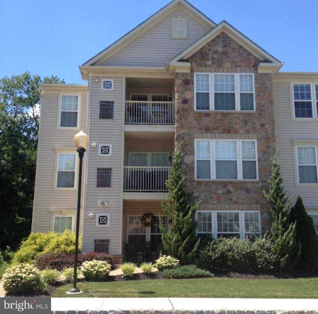 1501 Moore Street - Photo 1