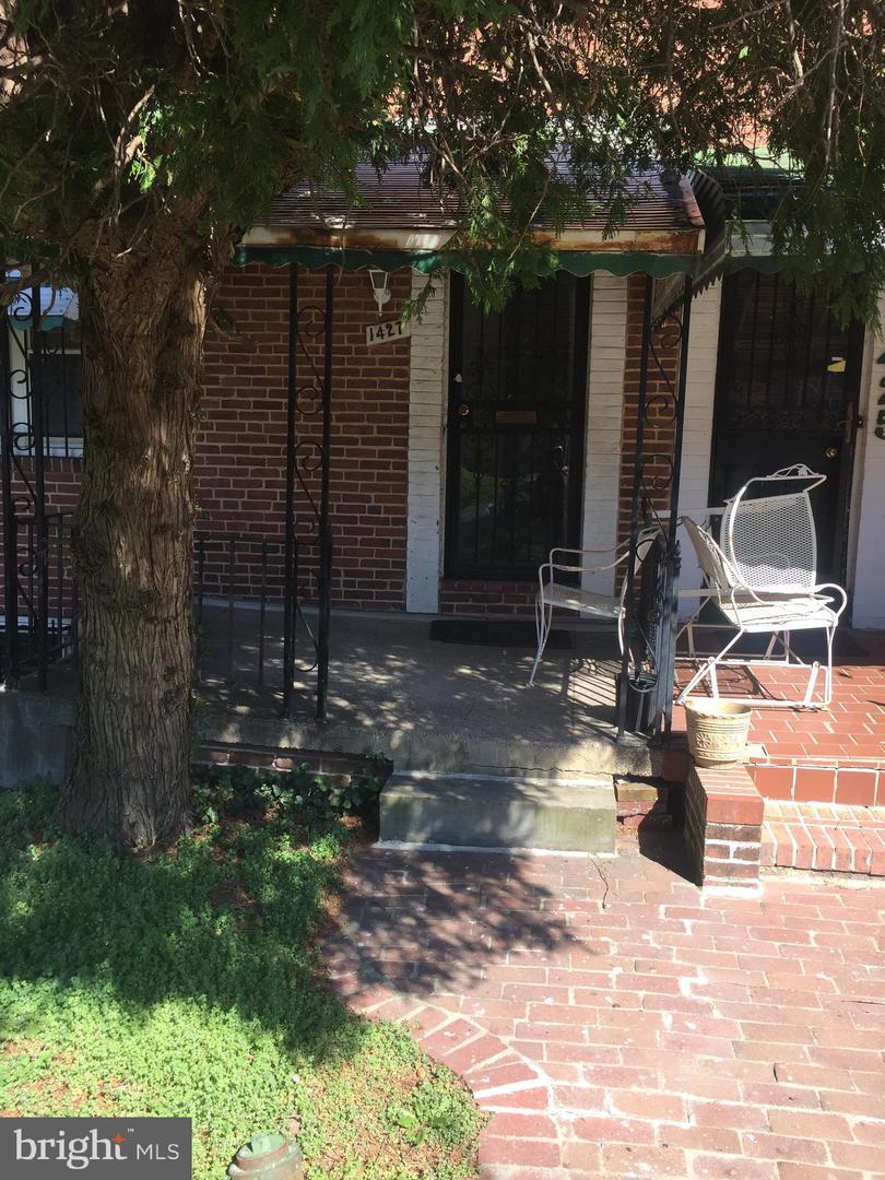 1427 Decker Avenue - Photo 1 1427 Decker Avenue - Photo 1