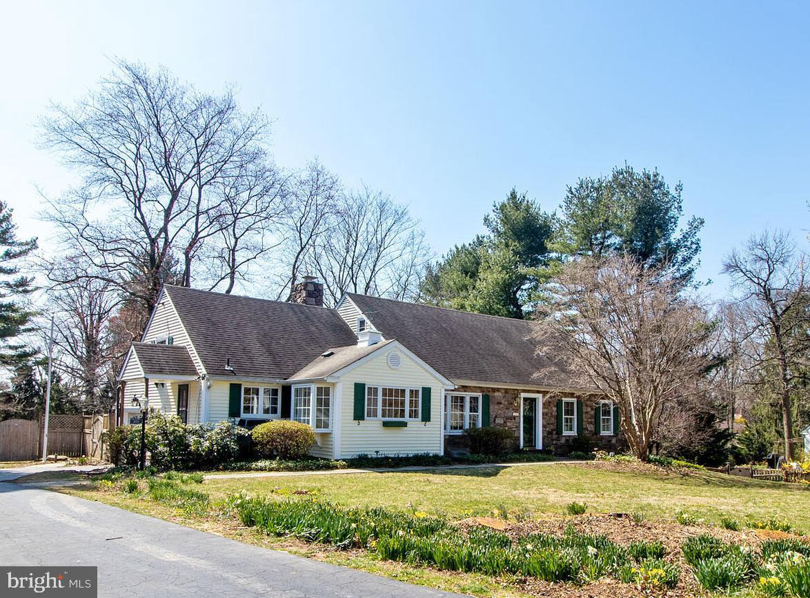 100 Steeplechase Road - Photo 1