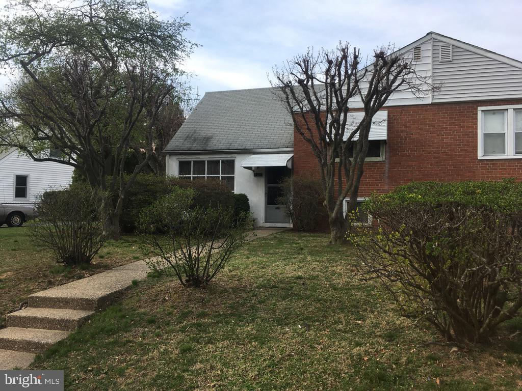 820 Cathedral Road - Photo 1