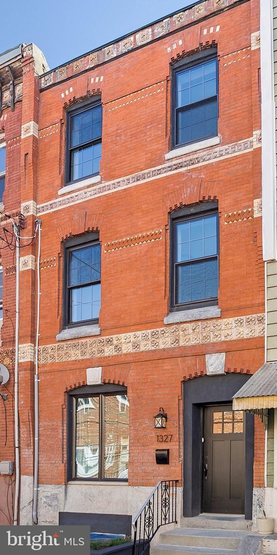 1327 16TH Street - Photo 1