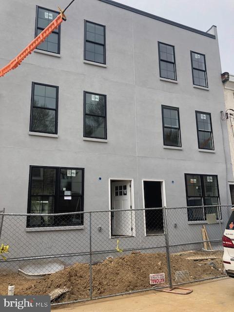 4830 Ogle Street - Photo 1