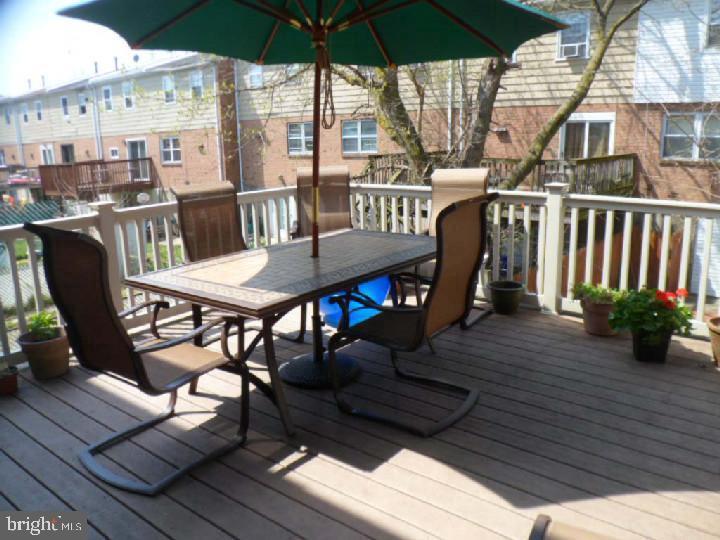 7811 Venus Place - Photo 1