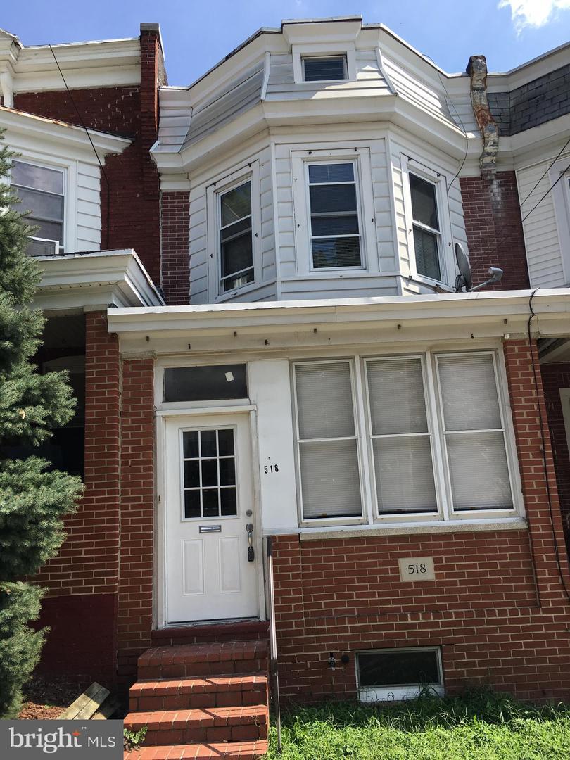 518 Clayton Street - Photo 1