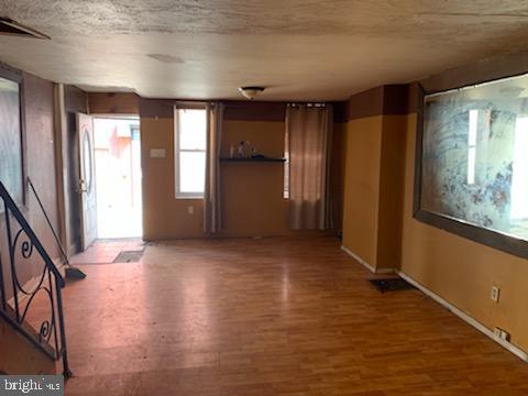 606 Emily Street - Photo 1