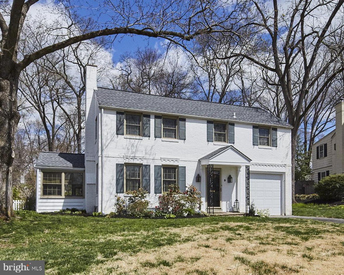 9 Dickinson Lane - Photo 1