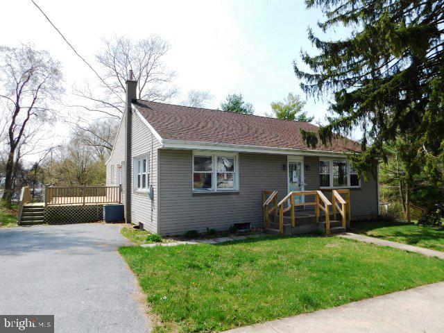 121 Spruce Street - Photo 1 121 Spruce Street - Photo 1