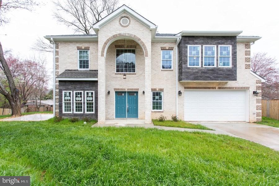 5542 Janelle Street - Photo 1