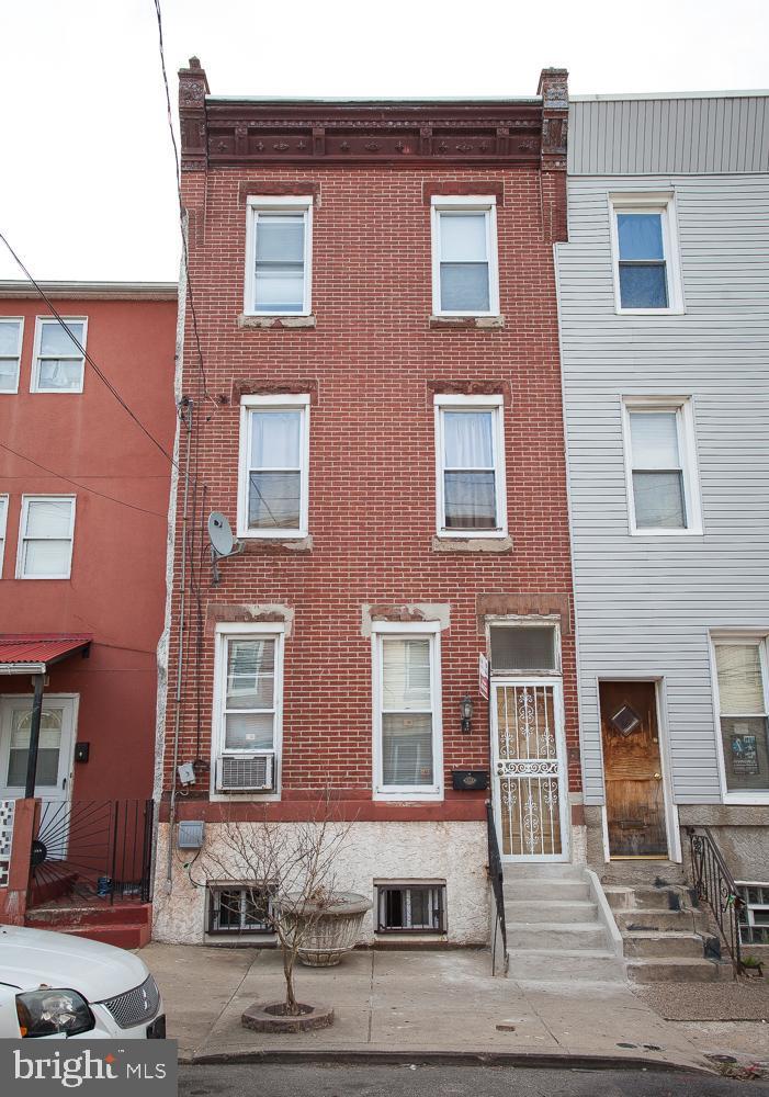 1951 Mascher Street - Photo 1