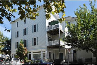 305 Main Street - Photo 1