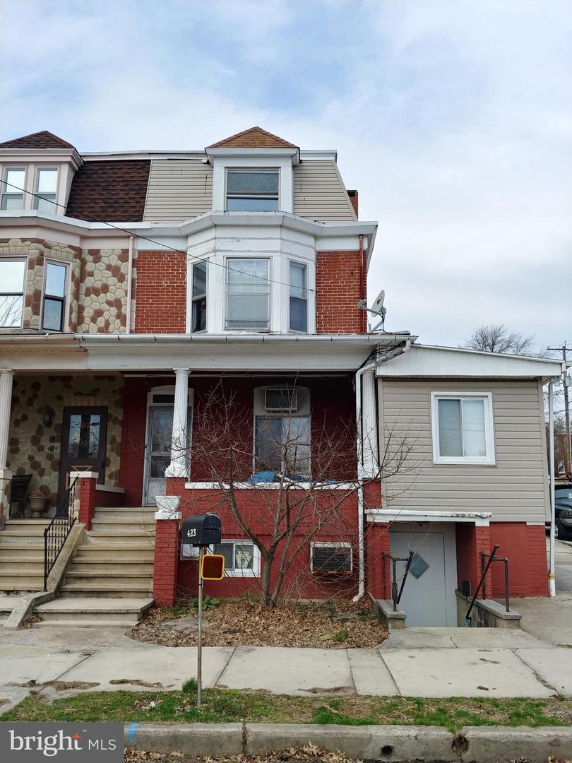 423 Blair Avenue - Photo 1