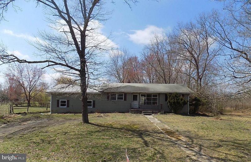 408 Magnolia Road - Photo 1