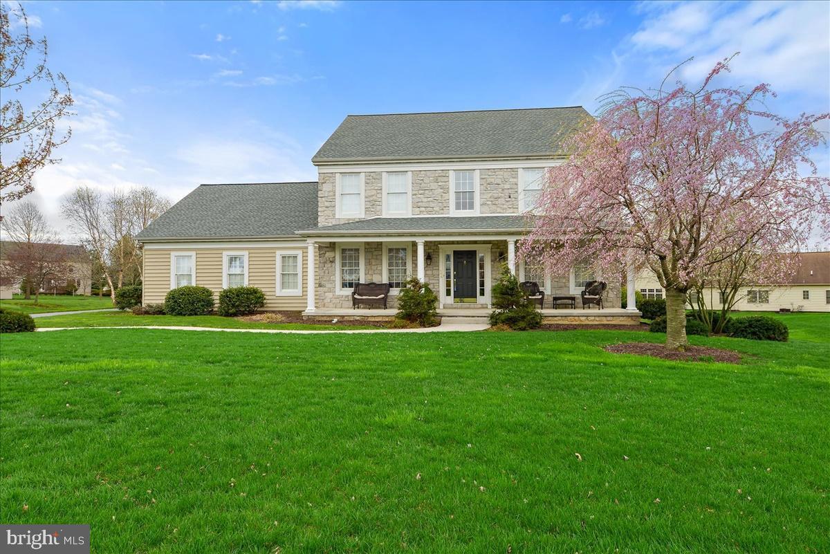 606 Rose Petal Lane - Photo 1
