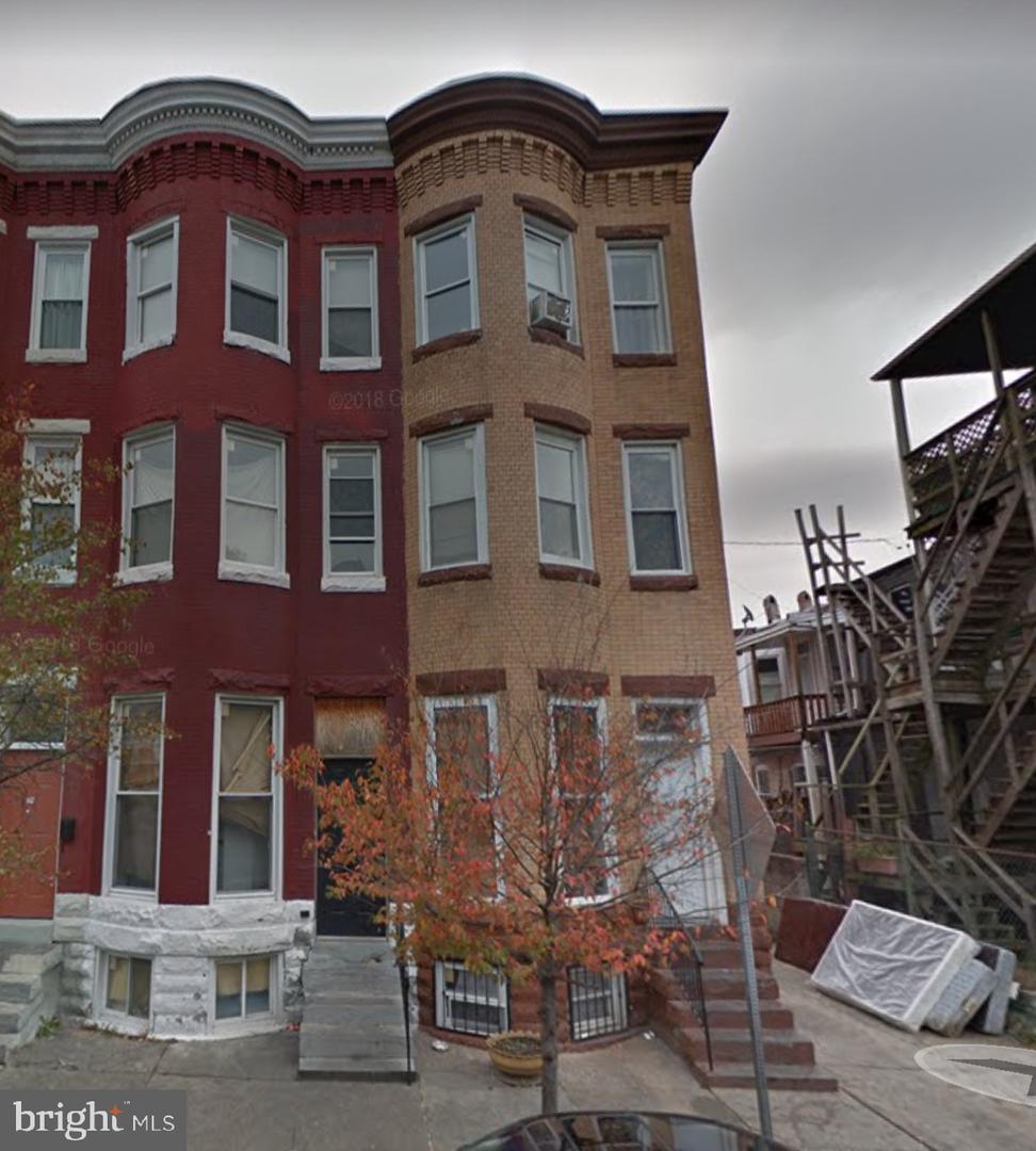 2201 Barclay Street - Photo 1