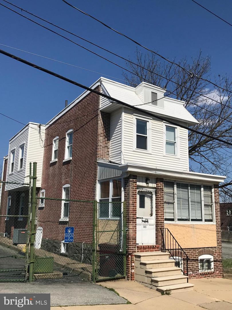 1413 Chestnut Street - Photo 1
