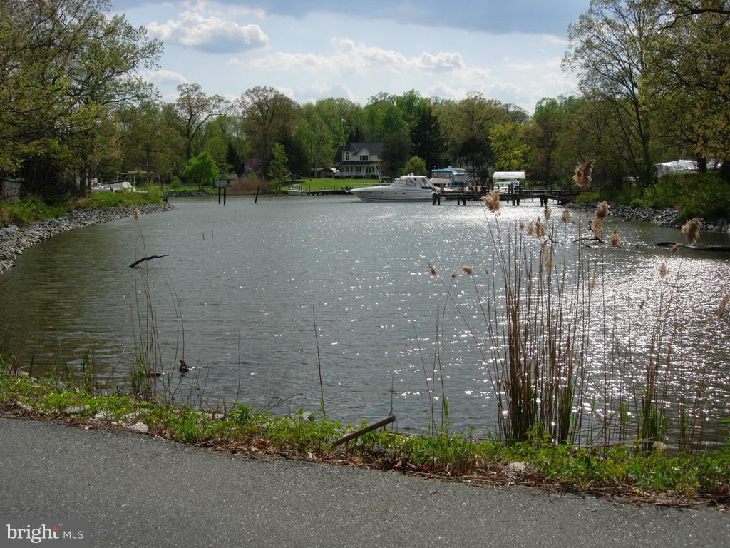 526 Edgar Avenue - Photo 1