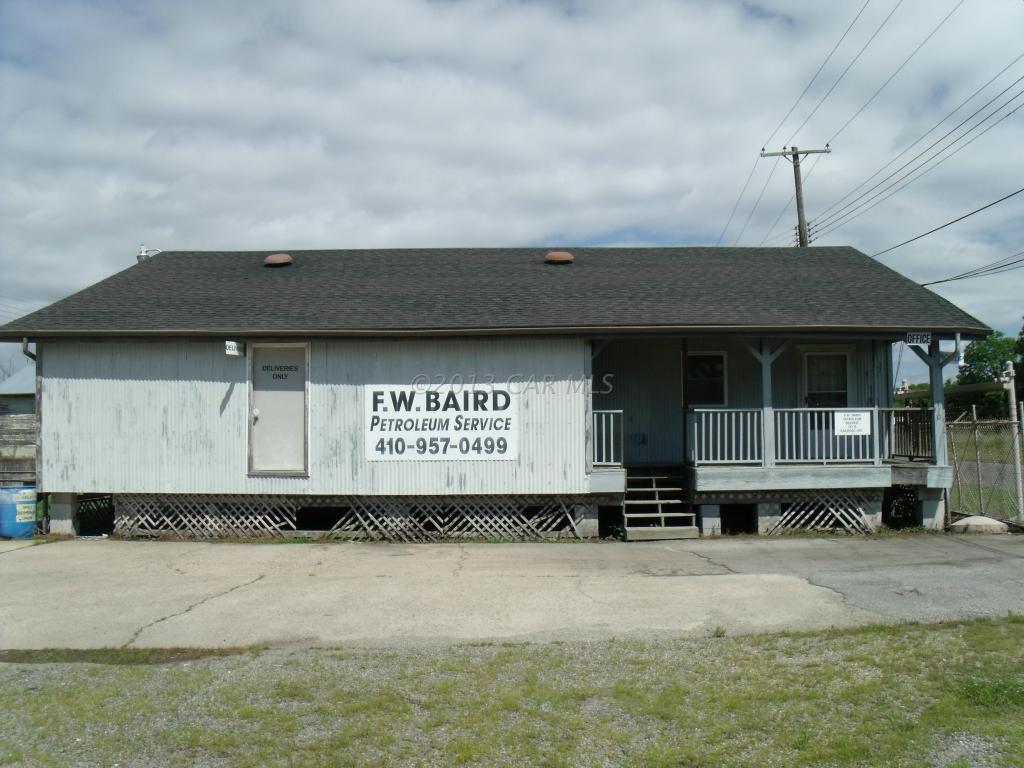 110 Railroad Avenue - Photo 1