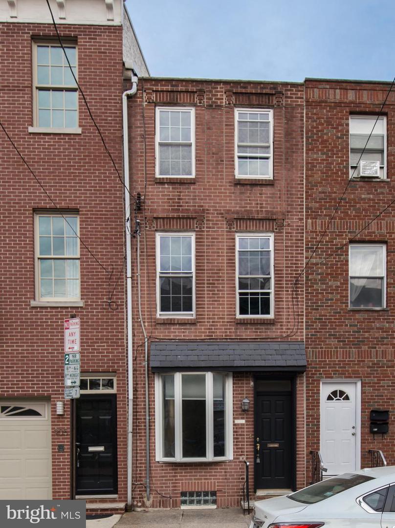 909 2ND Street - Photo 1
