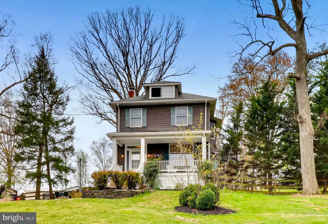 5747 Mineral Avenue - Photo 1