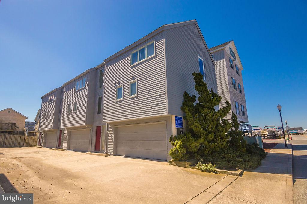 209 Dorchester Street - Photo 1