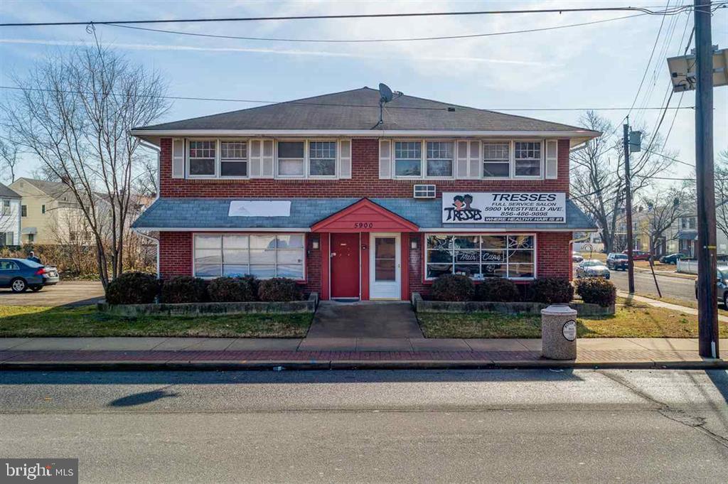 5900 Westfield - Photo 1