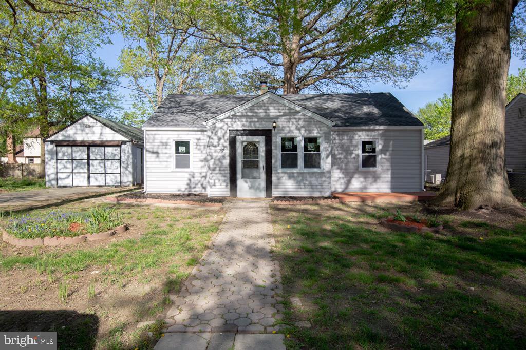 22 Robert Road - Photo 1