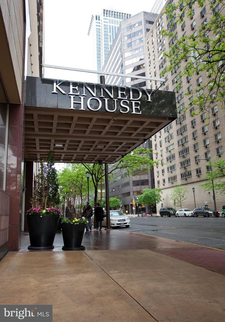 1901 John F Kennedy Boulevard - Photo 1