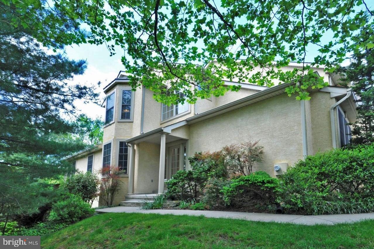 532 Red Oak Drive - Photo 1