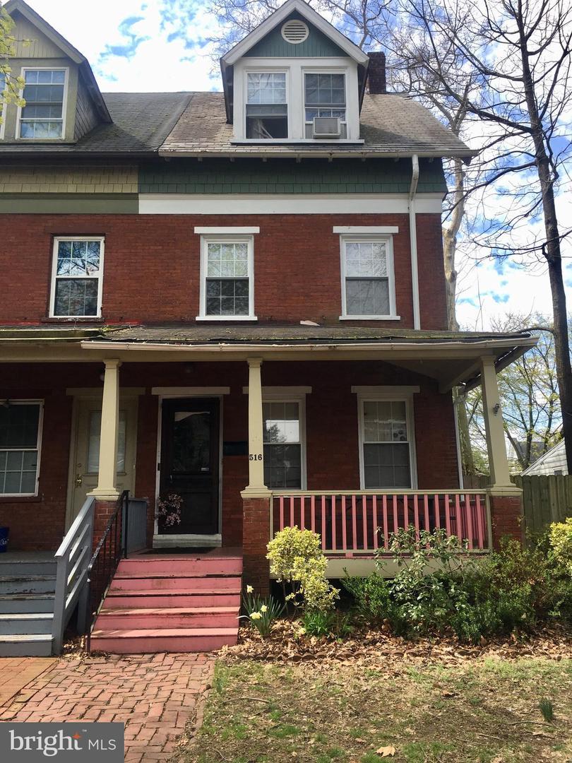 516 Walnut Street - Photo 1