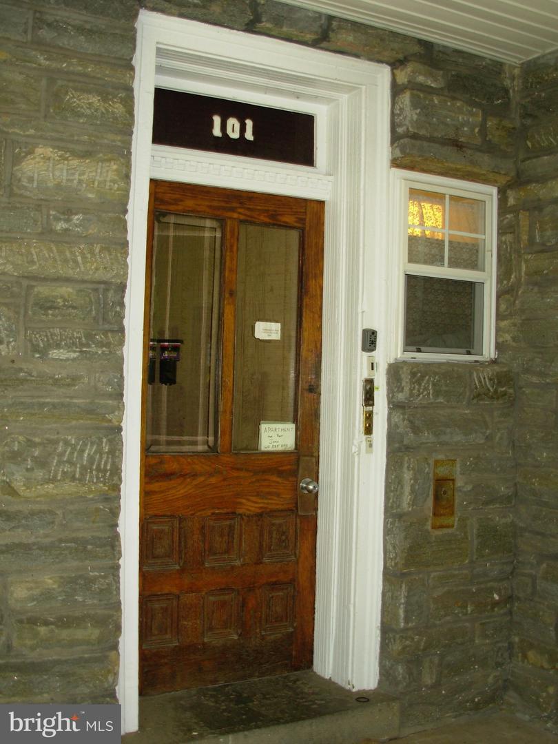 101 Princeton Avenue - Photo 1 101 Princeton Avenue - Photo 1