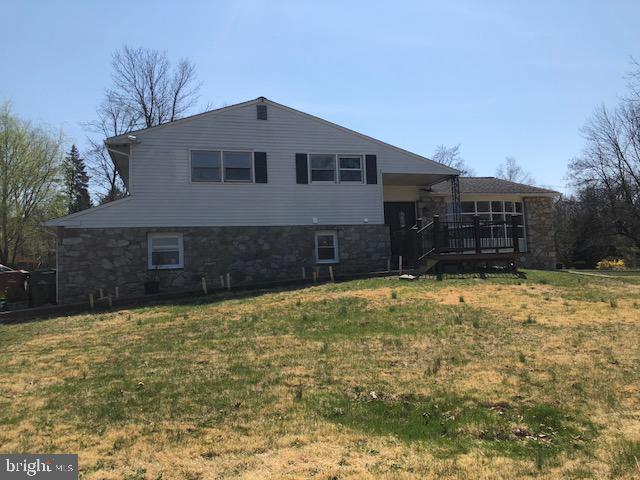 780 Tennis Avenue - Photo 1