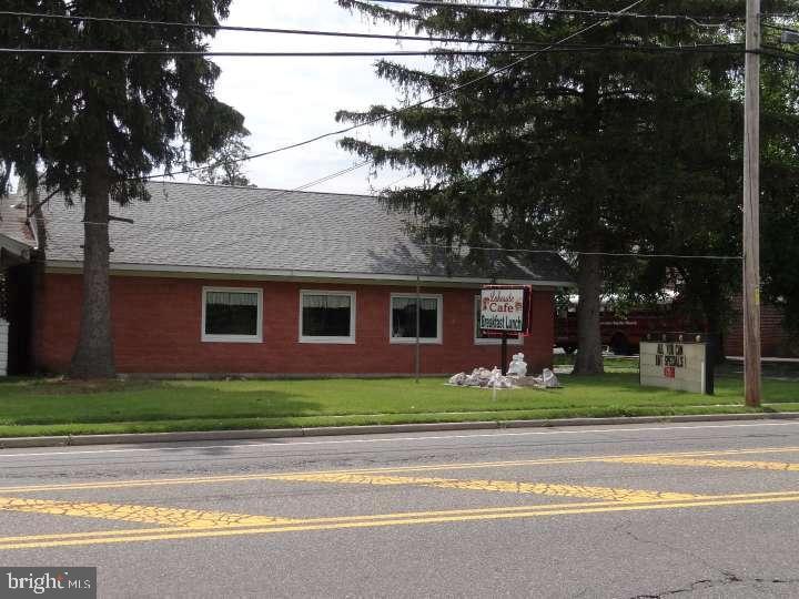 41 Trenton - Photo 1