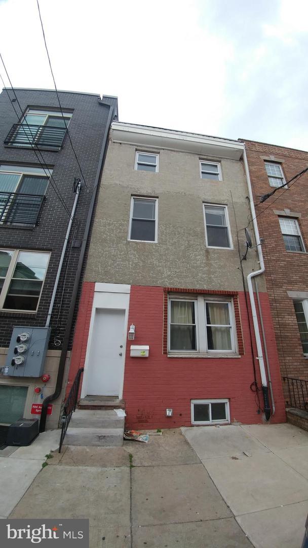 1721 4TH Street - Photo 1