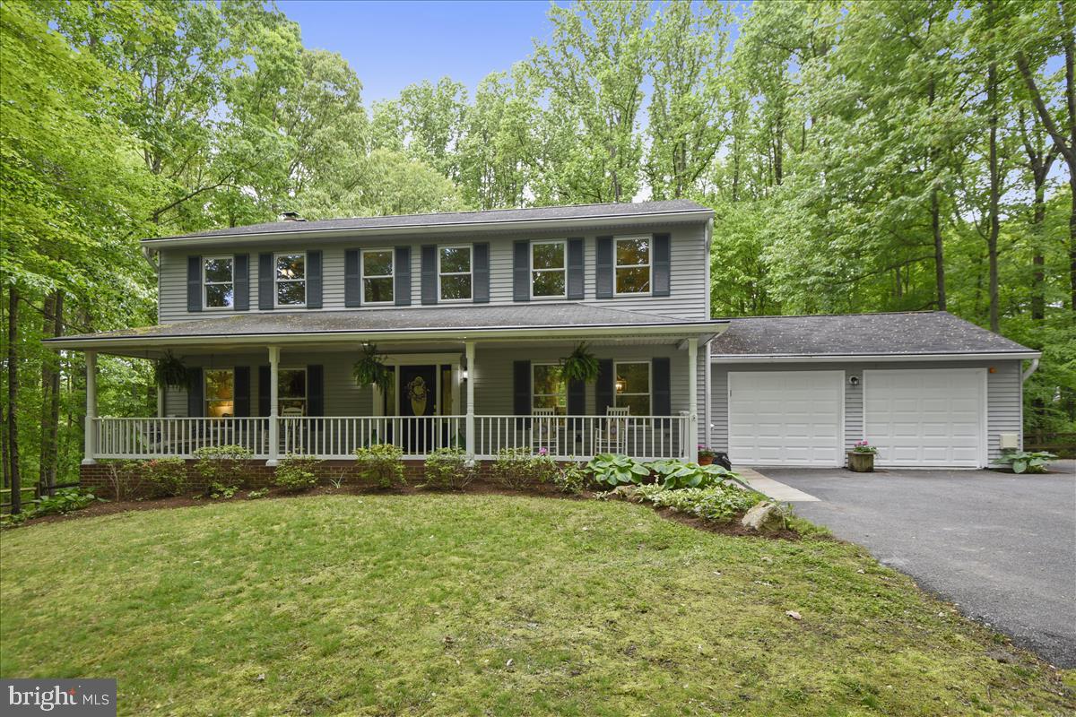 120 Collington Court - Photo 1