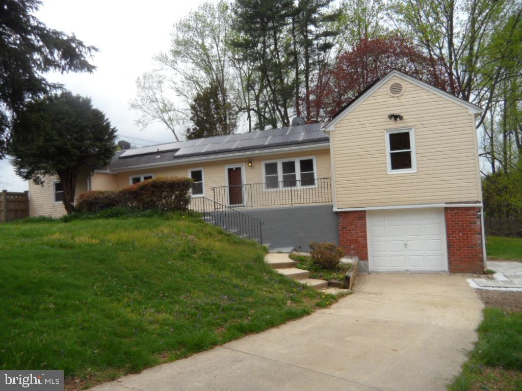 2 Piping Rock Drive - Photo 1