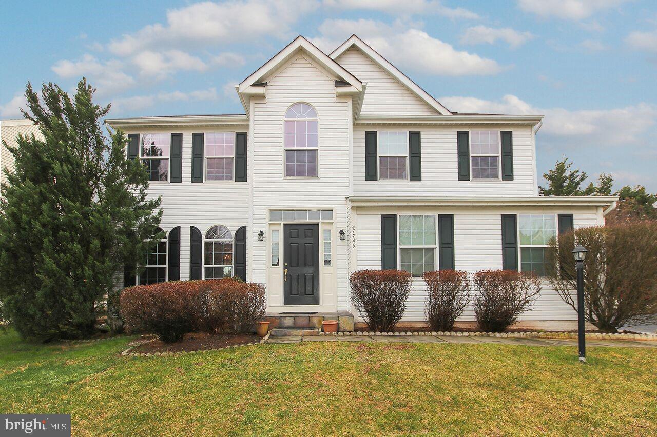 47745 Allegheny Circle - Photo 1