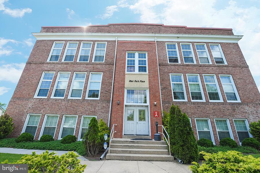 107 School Street - Photo 1