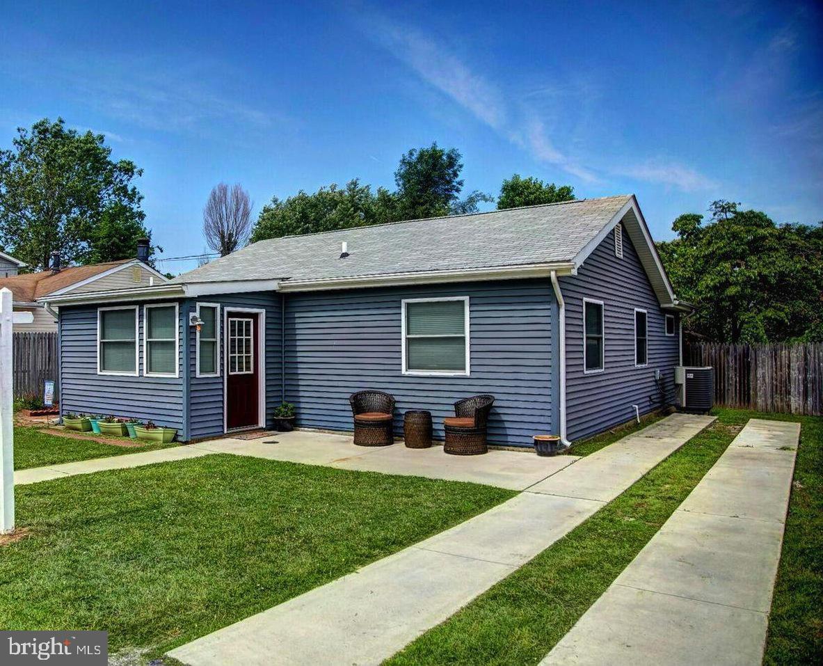 1307 Second Road - Photo 1