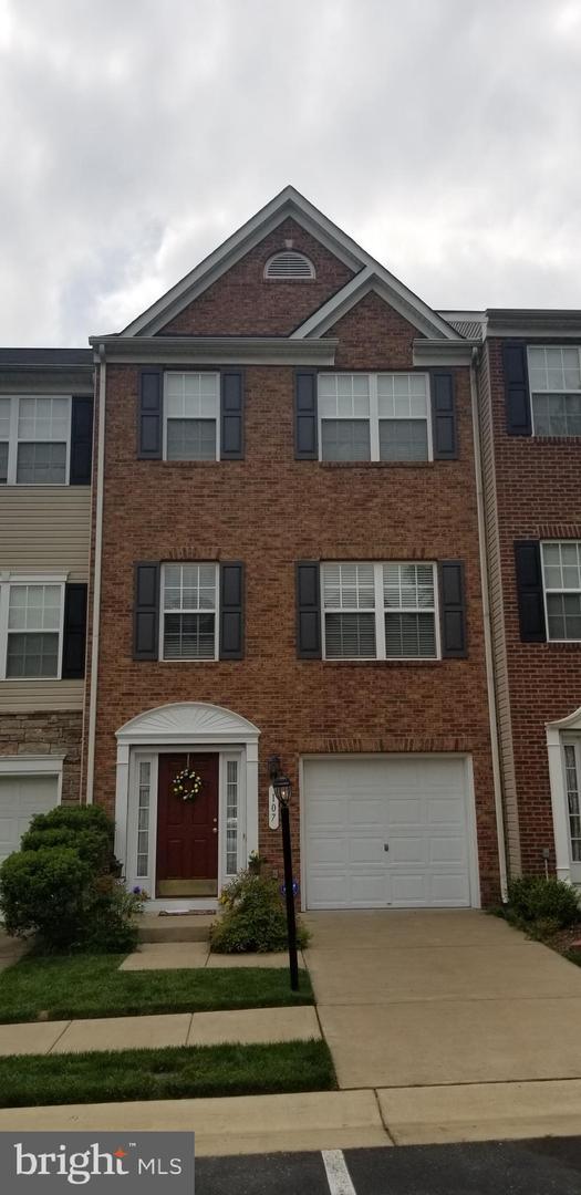 107 Stingray Court - Photo 1