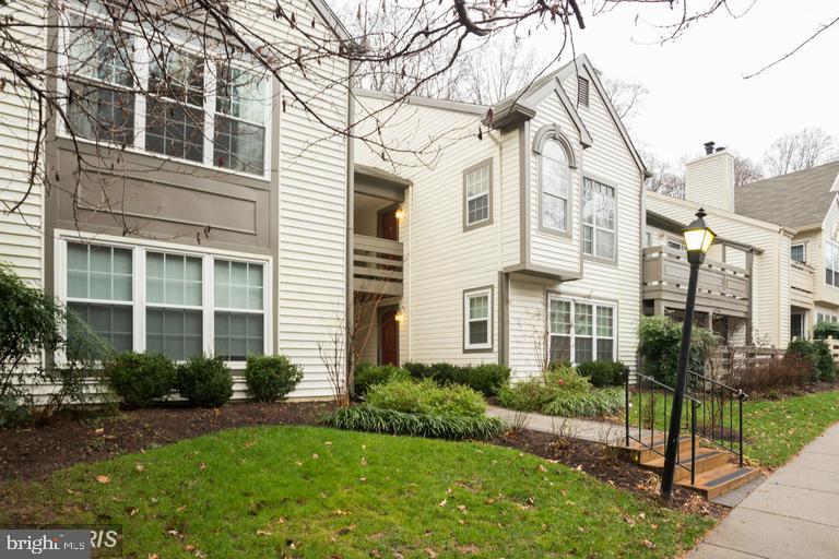 11701-J Karbon Hill Court - Photo 1