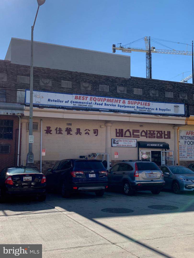 413 Morse Street - Photo 1
