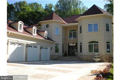 2964 Wilson Avenue - Photo 1