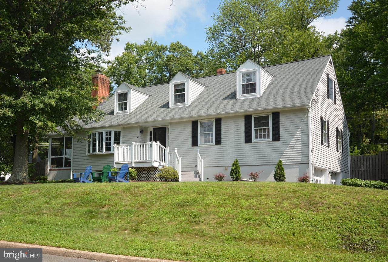 8 Turner Court - Photo 1