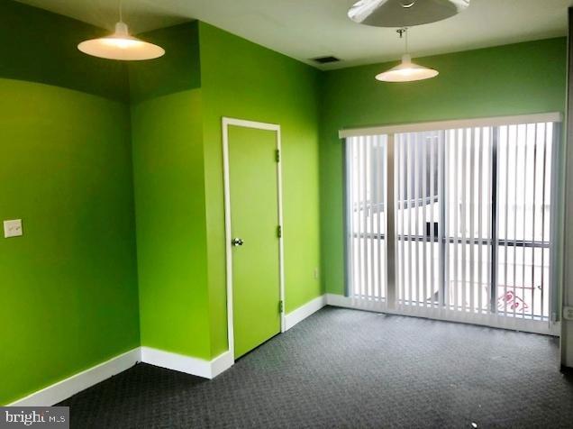 128 Grant Street - Photo 1