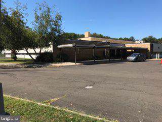 1700 Woodbourne Road - Photo 1