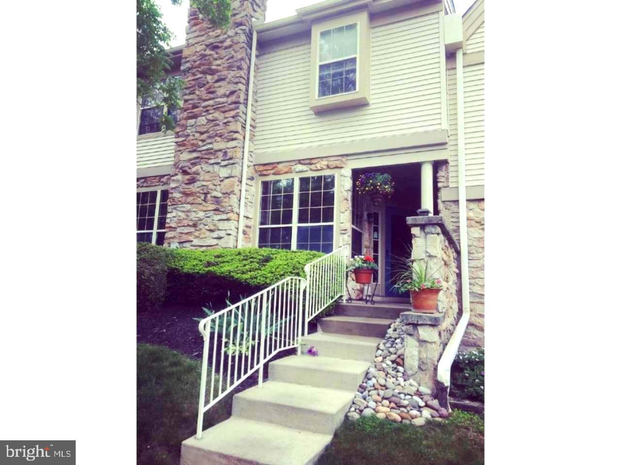 1413 Stratford Court - Photo 1